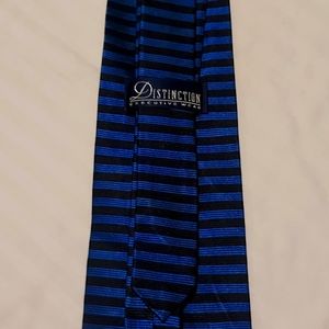 Distinction executive wear necktie